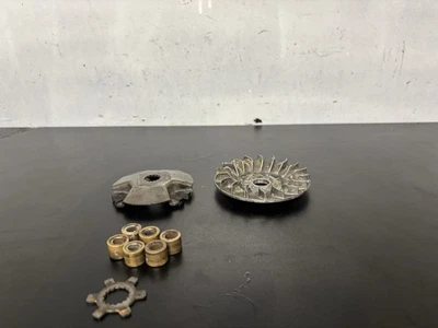 Convertidor de transmisión de embrague primario Polaris Sportsman Scrambler 90 2001-06 OEM Foto 1 de 4