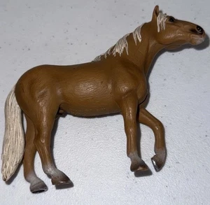 Figura de caballo Schleich Ann Limes 69 2006 D-73527 Schw. Juguete 6 sementales Palomino - Imagen 1 de 6