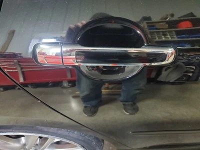 06 - 10 INFINITI M35 M45 MANIJA DE PUERTA EXTERIOR LADO PASAJERO TRASERO DERECHO OEM NEGRO CHR Foto 1 de 4