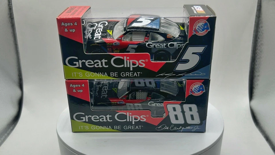NASCAR 2013 diecast: #88 Dale Jr y #5 Kasey Kahne grandes clips (nuevo al tanto) Foto 1 de 1