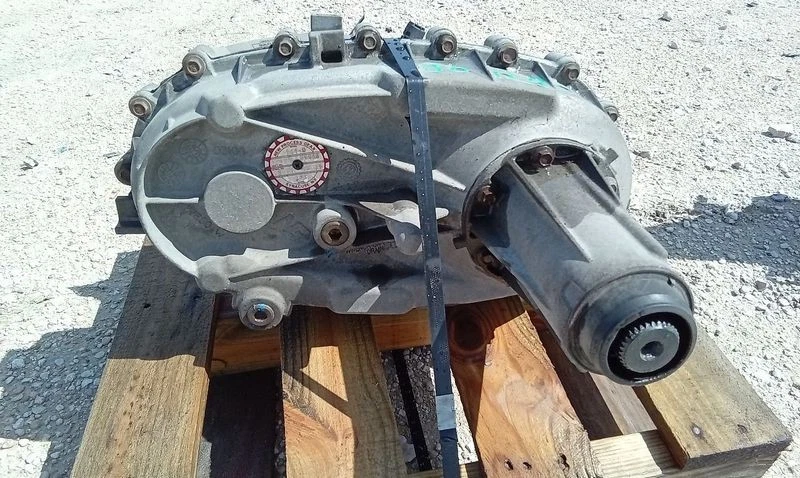 2004 2005 Dodge Ram 1500 Transfer Case Assembly Manual Shift Model 241  OEM - Image 1 of 4