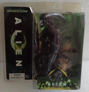 NEW MOC 2004 MCFARLANE TOYS ALIEN FROM THE MOVIE 8" ACTION FIGURE - Picture 1 of 3