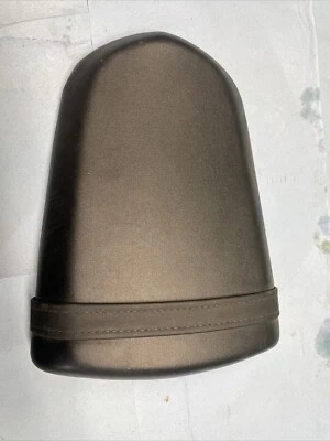 03-04 2003 2004 Suzuki GSXR 1000 asiento trasero asiento pasajero asiento trasero fabricante original Foto 1 de 4