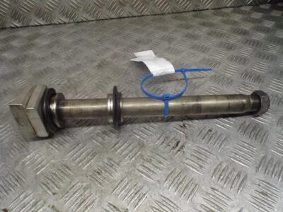 Eje husillo rueda trasera Yamaha YZF-R1 R1 14B 2009-2014 Foto 1 de 4