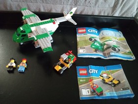 Lego City 60101 Airport Cargo Plane Complete w/Instructions RETIRED