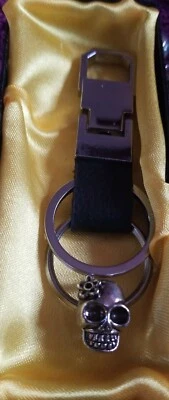 Mens or Women 5 Fragrances Detachable Smart Leather KEYCHAIN SKULL BOXED lot 3 - Image 1 of 3