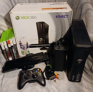 Microsoft Xbox 360 S Slim 250 GB Sistema de Consola Paquete Walking Dead Juegos Probados! - Imagen 1 de 24