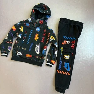 Nike Kinder Trainingsanzug Mehrfarbig Größe 6 Hoodie & Jogginghose Set - Bild 1 von 3