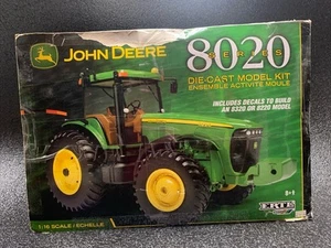 ERTL John Deere Tractor Model # 8020 1/16 Scale Diecast (NEW-OPEN BOX) - Picture 1 of 12