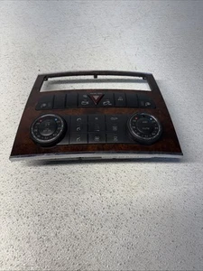 06-12 MERCEDES GL450 ML500 AC HEATING CLIMATE CONTROL SWITCH PANEL A2518707389 - Picture 1 of 12