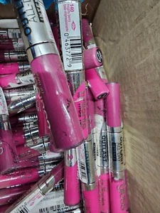 Covergirl Outlast Lip Gloss Mighty Berry ( As is Package- open-stickers) { 1ct } - Picture 1 of 3