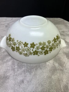 Pyrex Crazy Daisy Cinderella Bowl 2.5 Quart Green 443 Handles - Picture 1 of 7