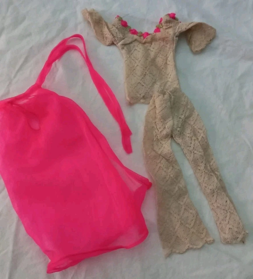 BARBIE OUTFIT ORIGINALE: ANNO 1970: " THE LACE CAPER" . TRE PEZZI , #1791 - Immagine 1 di 4