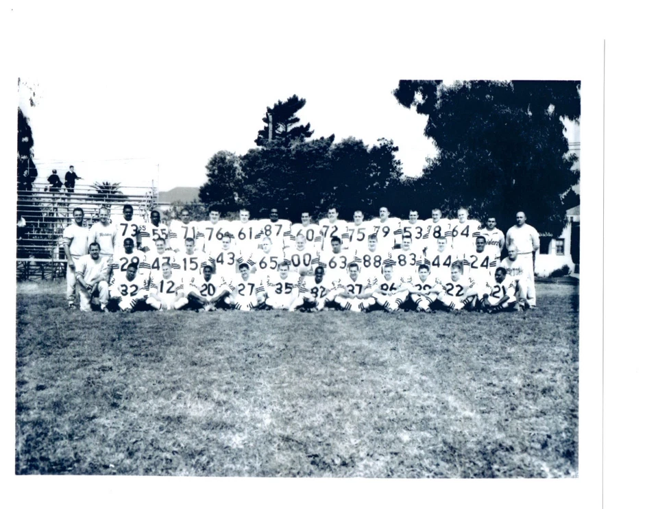 1961 AFL OAKLAND RAIDERS 8X10 TEAM PHOTO CALIFORNIA FOOTBALL