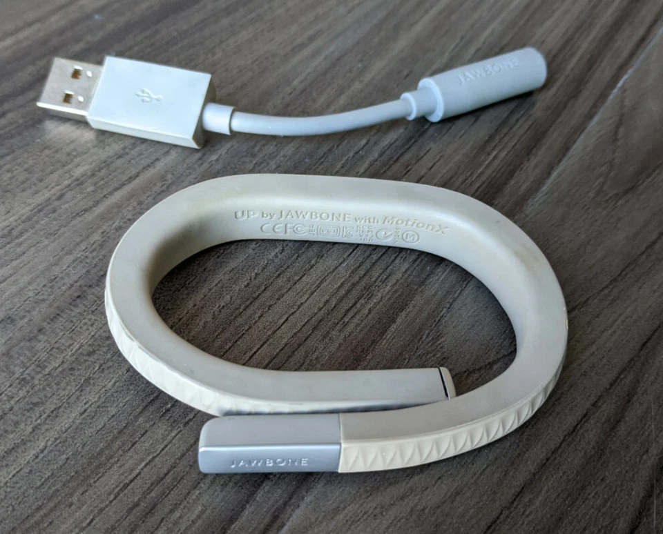 Jawbone Up with MotionX, Gray, Includes USB Adapter - Image 1 of 1