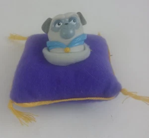 1996 Disney Pocahontas Percy Pug Dog Finger Puppet Burger King Toy - Picture 1 of 7