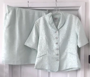 CAROLINE CHARLES LONDON ~ Stunning Mint Green Short Sleeve Skirt Suit Size 16 - Picture 1 of 9