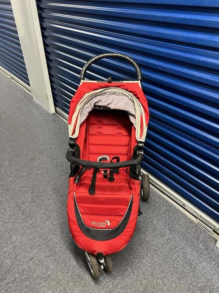 City Mini Baby Jogger Stroller Easy to Fold Red - Image 1 of 3