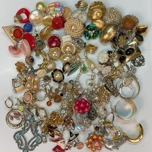 Assorted Lot Vintage-Modern Craft/Repair/Repurpose SINGLE Earrings Some Signed - Picture 1 of 7