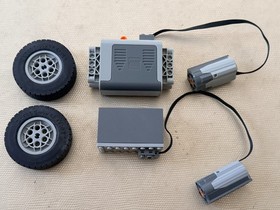 LEGO TECHNIC Power Functions Battery Box 88000 & 8881, Servo Motor 8883 + Wheels