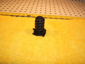 Mercedes W140,W208,W210 in rear trunk Plastic spare tire cover screw on 1 Post - Picture 1 of 12