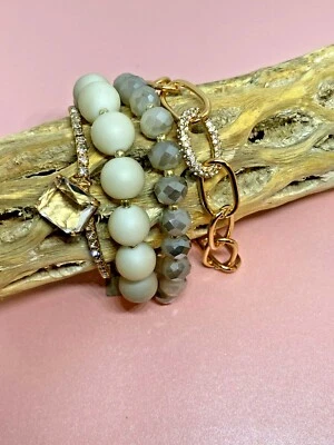 Nuevas pulseras de eslabones dorados con estrás de cuentas checas de cuatro piezas vaquera occidental Foto 1 de 4