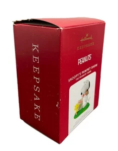 Hallmark 2021 Snoopy's Pawpet Show Peanuts Gang Christmas Ornament - Picture 1 of 6
