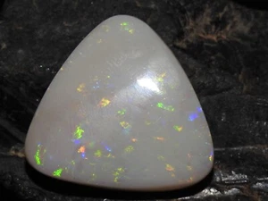 Australian Opal Multi Fire Smooth Triangle Shape Cabochon 23X21X5MM Approx - Picture 1 of 8