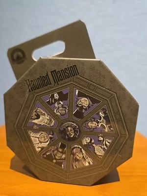 Prendedor de caja misteriosa The Haunted Mansion de los parques de Disney Phineas, ezra, madam leota Foto 1 de 4