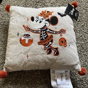 Disney Minnie Mouse Embroidered Halloween 12 inch Throw Pillow NEW Holiday Decor - Picture 1 of 3