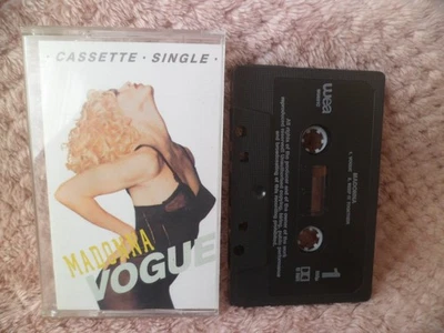 MADONNA      CASSETTE      SINGLE      ~  VOUGE   ~   1990   SIRE  W9851C   MINT - Image 1 of 4