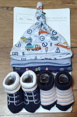 Ben Dormir 5 piece hat and socks Baby Boys Trucks Newborn 3 Hats 2 socks Lot - Image 1 of 4