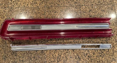 Ford Thunderbird 1968 T-Bird lado izquierdo del conductor luz trasera lámpara lente ¡buen estado! Foto 1 de 4