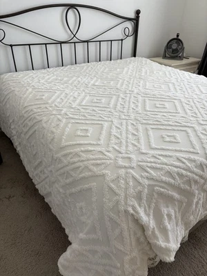 Chenille Duvet Cover Bedspread King White Boho Better Homes Gardens Tufted - Image 1 of 4