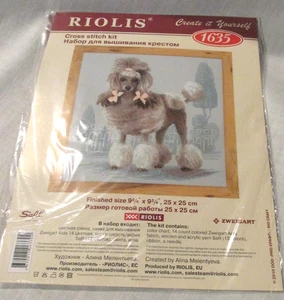 Kit de punto de cruz contado Riolis señora poddle pompones lazos rosas - Imagen 1 de 5