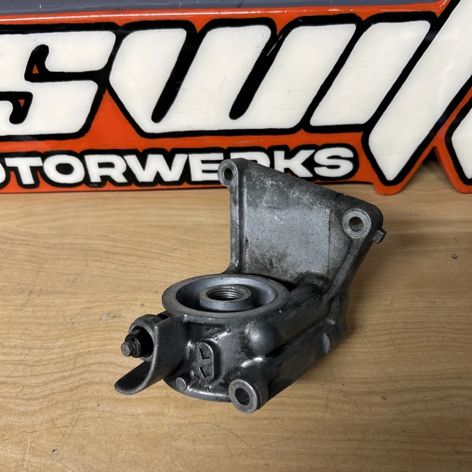 CARCASA FILTRO ACEITE USADA SE ADAPTA A ACURA NSX 2977c C30A1 DOHC 1991-97 15301-PR7-A00 Foto 1 de 4