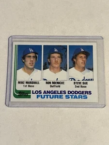 1982 Topps Los Angeles Dodgers Future Stars #681 Marshall/ Roenicke/Sax Rookie - Bild 1 von 2