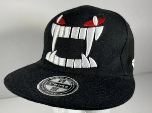 WUKE Devil Eyes Fangs Monster Snapback Baseball Mütze Kappe schwarz - Bild 1 von 7