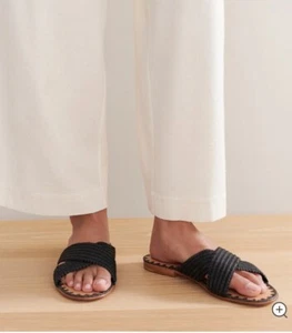 Jenni Kayne Raffia Black Crossover Sandals Sz 6 Worn Once Price Firm - Picture 1 of 6