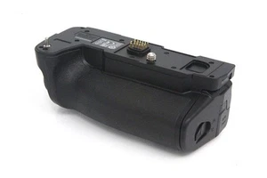 Olympus HLD-9 Power Grip Battery Holder - Picture 1 of 7
