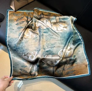 100% Silk Mulberry Scarf Bandanna seagull Print 70X70cm Shawl Square wrap new - Picture 1 of 2