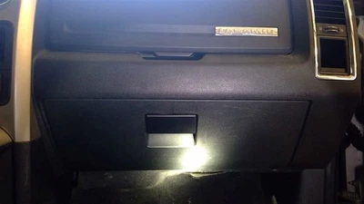 RAM2500   2014 Glove Box 915141 Foto 1 de 4