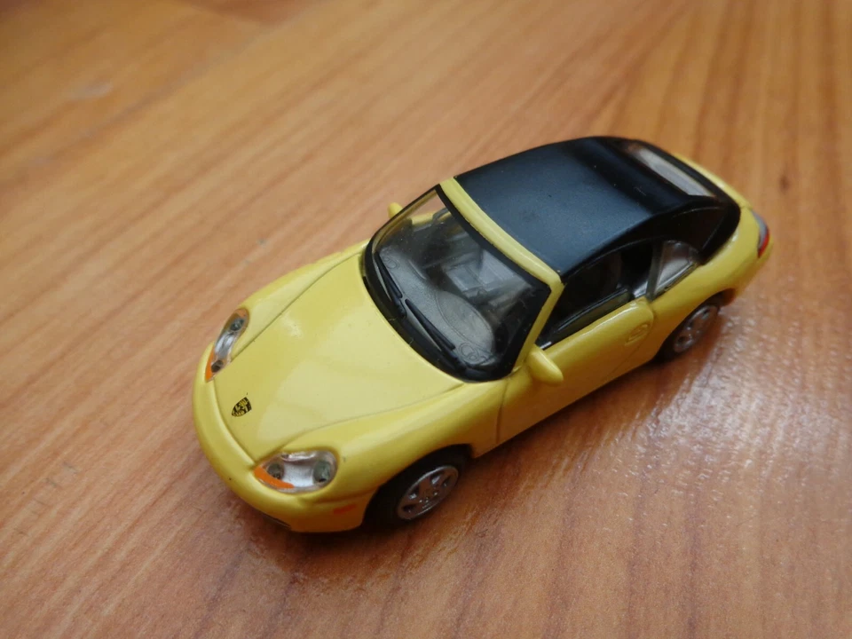 1/72 Cararama Clásico - Amarillo Porsche 911 Cabriolet Fundido Modelismo Coche - Imagen 1 de 1