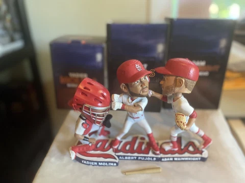 NEW St. Louis Cardinals Pujols Molina !Wainwright Legends 3 Bobblehead Set Cover