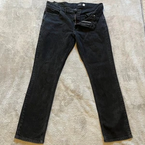 Volcom Men's Jeans Vorta Slim Straight Size 36x30 Charcoal Black Denim - Picture 1 of 10