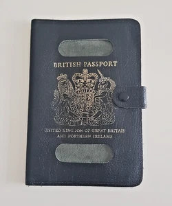 Vintage Black Leather Passport Cover Holder 17x12cm - Picture 1 of 3