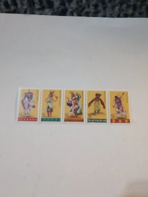 32 CENT MINT NH OG AMERICAN INDIAN DANCES 5 STAMP STRIP FV 1.60 CV 7.75 - Image 1 of 4