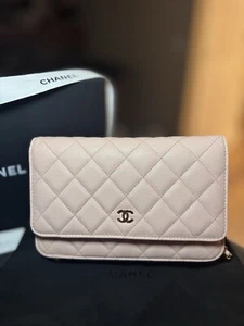 Authentic Chanel WOC Wallet On Chain Light Pink GHW Caviar - Picture 1 of 11