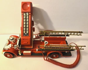 Vintage Telefon Ahrens Fox Straż pożarna Comp Red Straż pożarna Telefon przewodowy RZADKI - Zdjęcie 1 z 14
