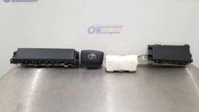 22 TOYOTA TUNDRA FRONT AIR BAG SET DRIVER PASSENGER AND KNEE SET PAIR — 第 1/4 张图片